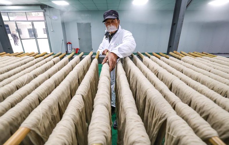 探访银材厂：工艺的魅力与未来的趋势
